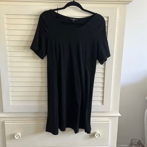 Cute short sleeve black dress!